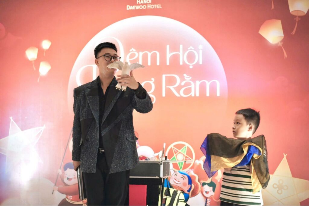 family activity for mid-autumn at hanoi daewoo hotel