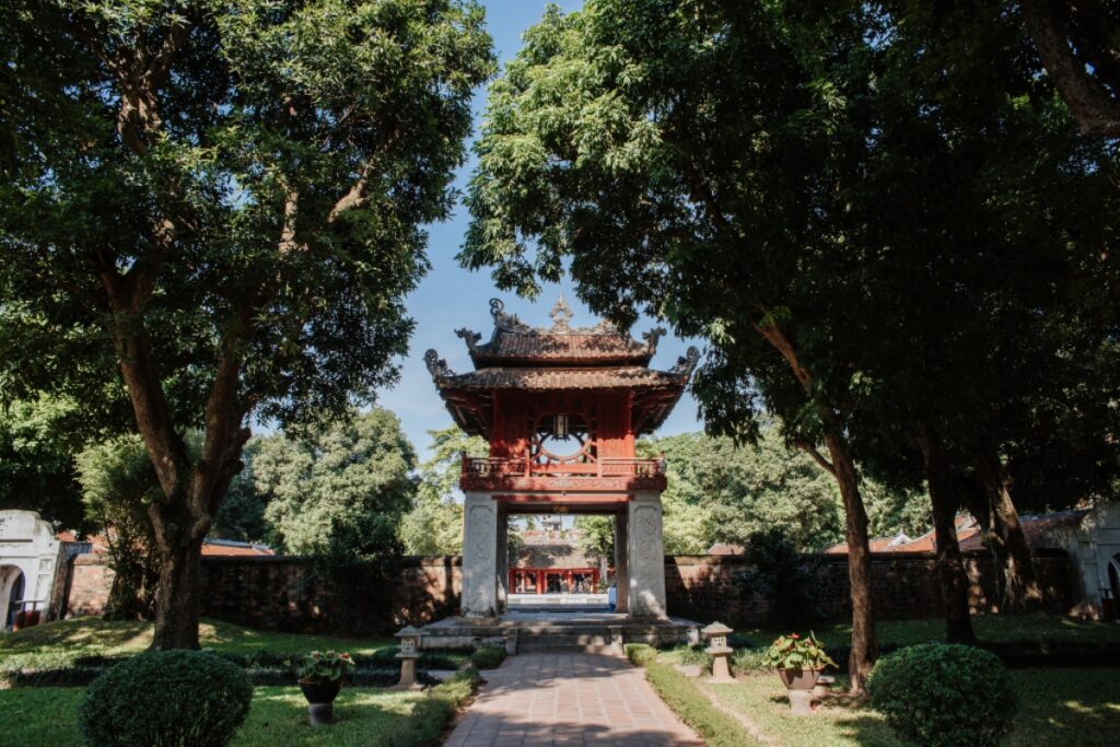 Explore Temple Of Literature
