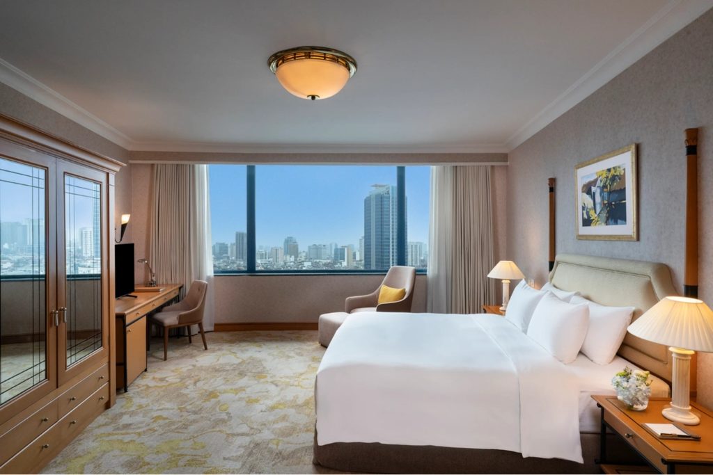 bedroom in club suite